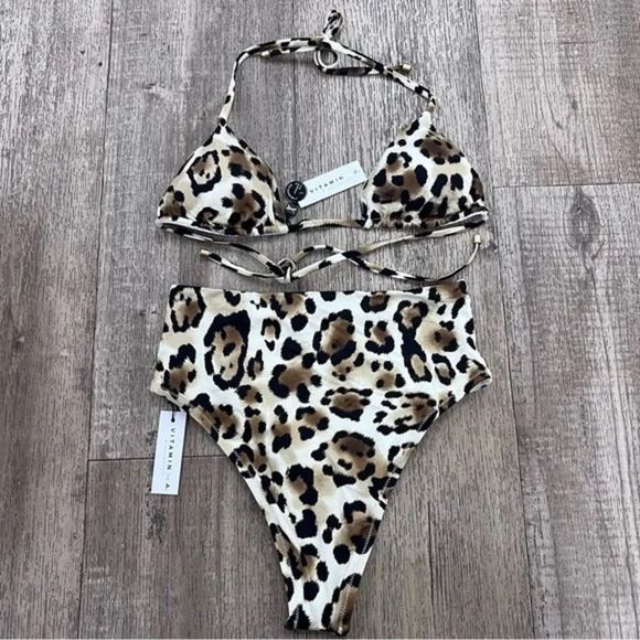 Vitamin A Snow Leopard String Bikini Set - Picture 2 of 5